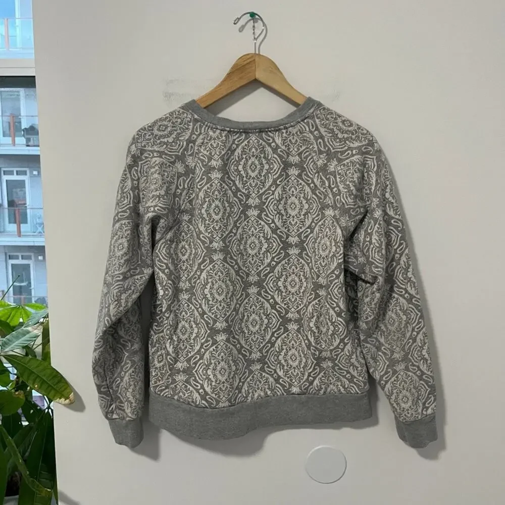 J. Crew Gray & White Print Sweater Size Large